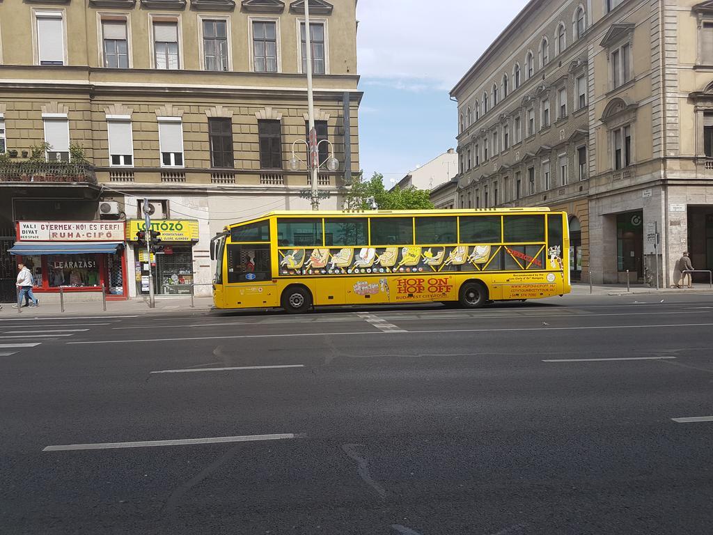 Elit Hotel Budapest Exterior foto